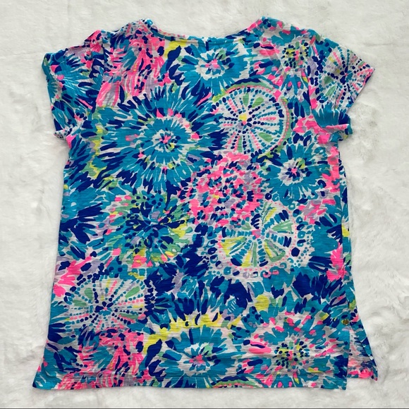 Lilly Pulitzer | "Dive In" Meredith V-Neck Tshirt - Picture 5 of 5
